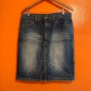 American Eagle Denim Knee-length Skirt Midrise